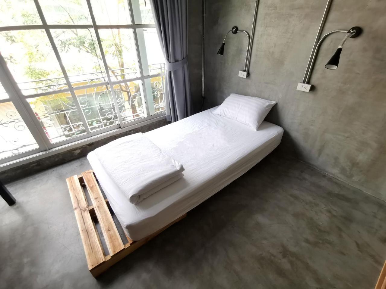 Urbanite Hostel Bangkok Eksteriør bilde