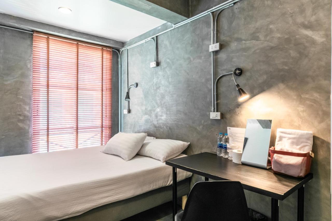 Urbanite Hostel Bangkok Eksteriør bilde